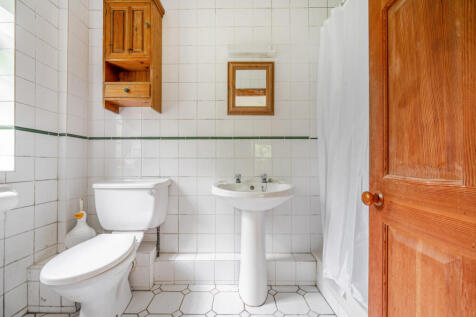 1287908-16-68263f...