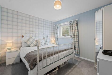 2 bed, 1 bath Terraced in Leeds - Photo 8