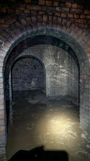 Garth House Chamber (2 of 2).jpg