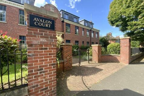 IMG_32848_10_larg...