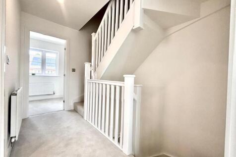 WhatsApp Image 2025-09-15 at 16.37.35_68850775.jpg