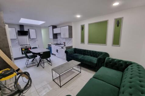 6 Bedroom Terraced in B29 6JQ