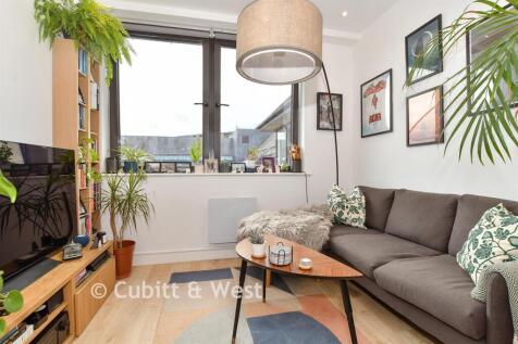 Lounge/Kitchen