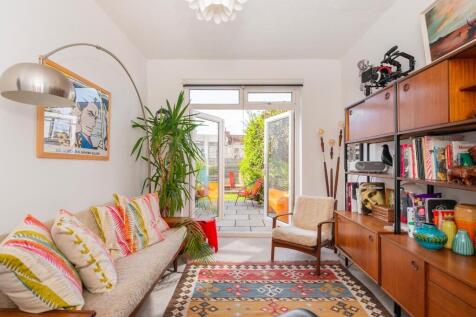 3W6RBN - Sitting Room E.jpg