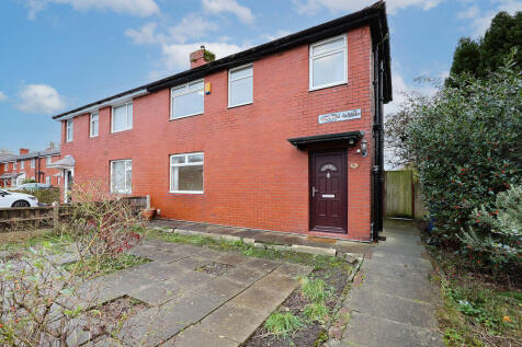 3 Bedroom Semi-Detached in WN6 8RG