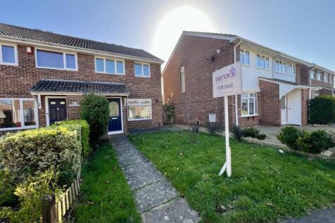 Front garden.jpg