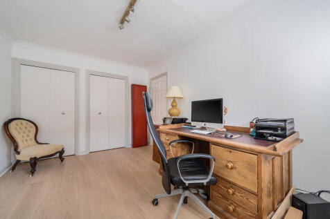 1334791-9-68a360e...