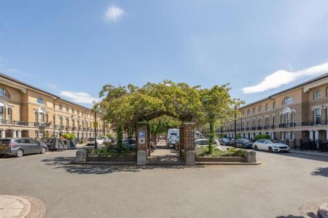 Mothers Square, E5