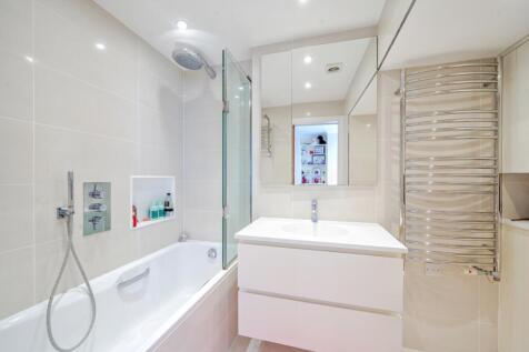 1347428-4-68b5e09...