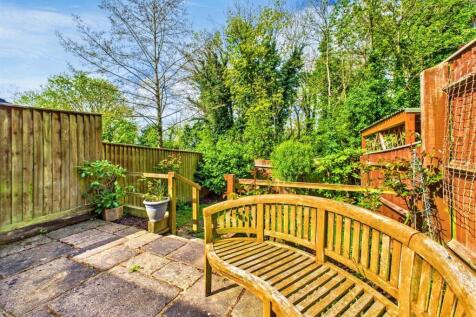 Beautiful Rear Garden