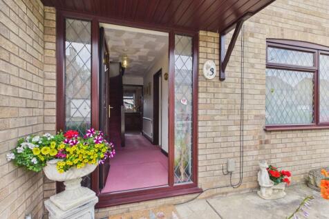EweMove - Spalding - Culpins Close - Front of Hou