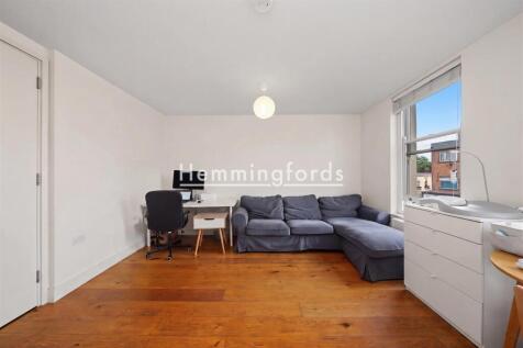 Kentish Town Road NW1-14.jpg