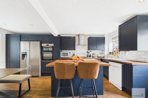 CAM03394G0-PR0252...