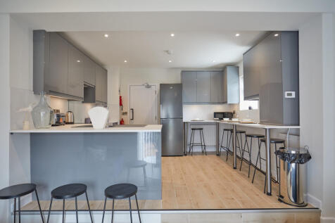 5 Bedroom Terraced in NR5 8LU