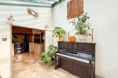 summer room/dining
