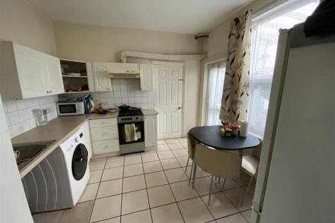 1 Bedroom Flat in TW3 1YJ