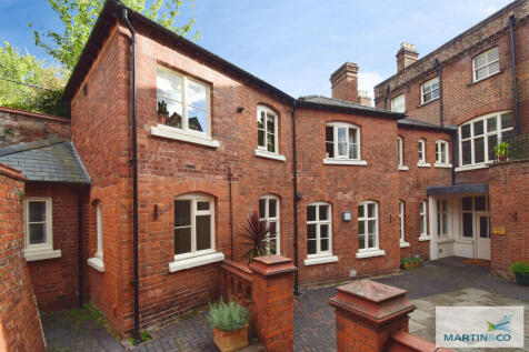 12 Rectory Place,...