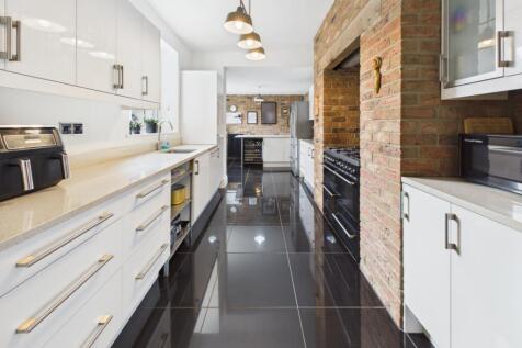 Kitchen/Break Room