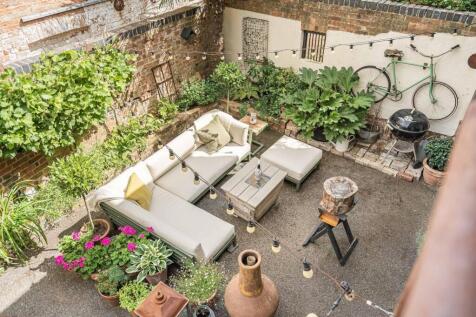 Private Garden