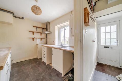Kitchen / Entrance