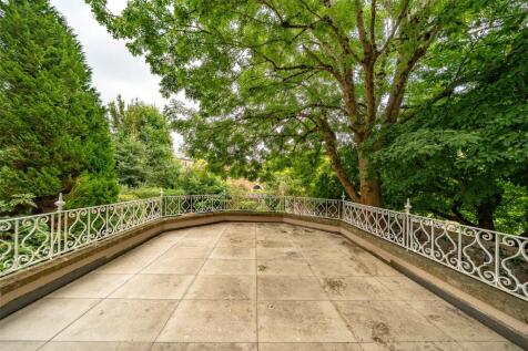 6 bed, 7 bath Semi-Detached in Bristol - Photo 6