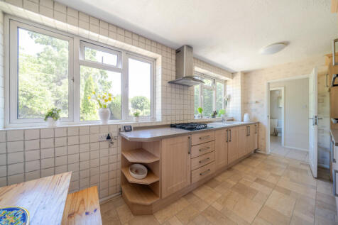 1327408-10-687a2a...