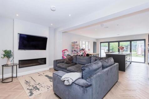 Barrington Close_7.jpg