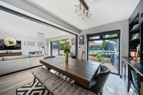 1342214-4-68bae8f...