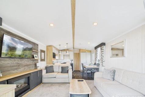 Cam02173g0 Pr0279 Still037