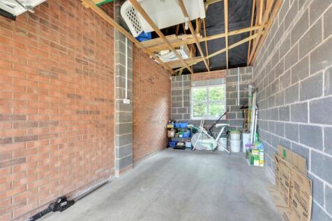 Garage.jpeg