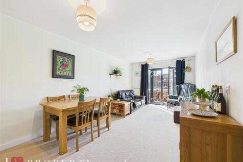 CAM05016G0-PR0106-ST