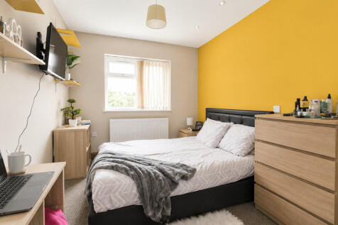 Bedroom - Angle 2