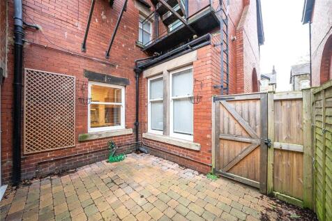 Private Courtyard
