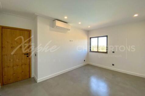 Quarteira 7 Bed Villa For Sale (10)