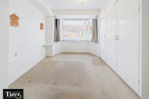 CAM02176G0-PR0768...