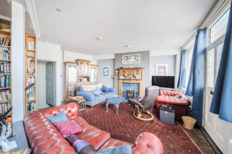 1347473-6-68b5d5b...