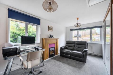 1380218-17-6914a98d9a879