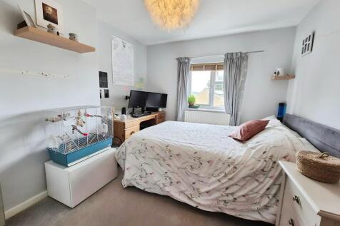 f2de28ec-10000340...