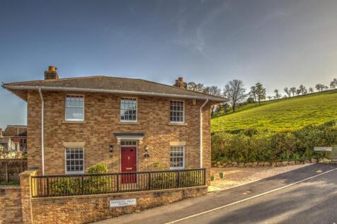 House Front 1.jpg