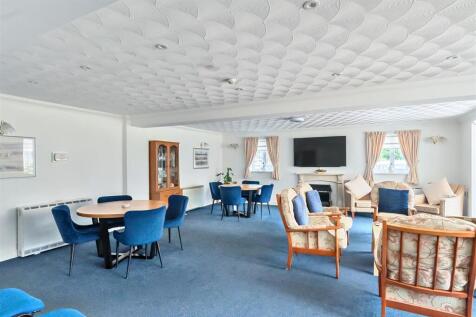 Owners Lounge 2.jpg