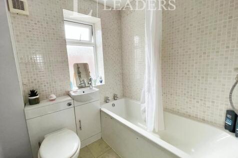 6a4489e4-Bathroom