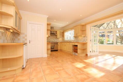 Kitchen Breakfast Room.JPG