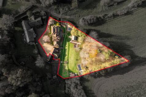 251113 - Latchford Farmhouse, Latchford - 01.jpg