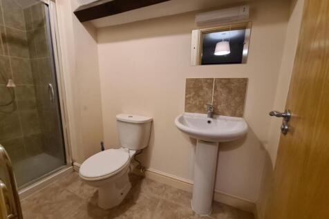 3 Chapel Court