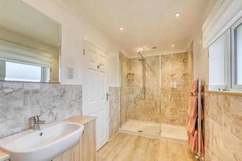 5 Maythorn Gardens-26.jpg