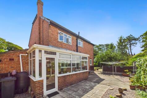 CAM02386G0-PR0141-STILL009