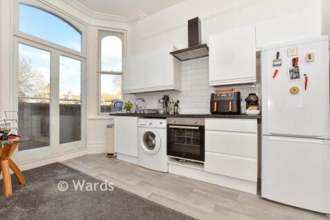 Kitchen/ Living Area