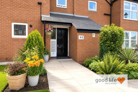20260622_202044982_iOS6 corby gate.jpg