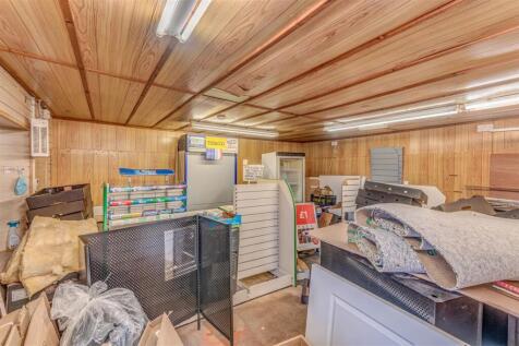 Wellbank Shop 13 Kellas Road Wellbank-6.jpg