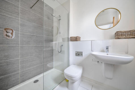 En Suite Shower Room